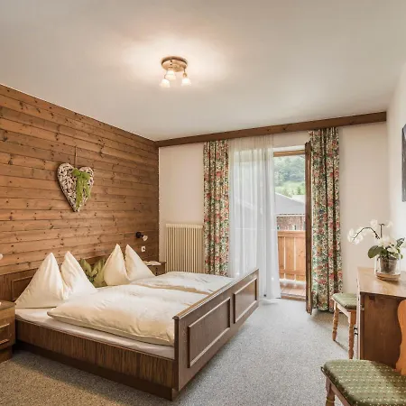 1 Apartment Taxenbach